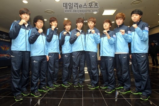 NAVI 对 The MongolZ PGL 阿斯塔纳 2025 小组赛中最受欢迎的比赛