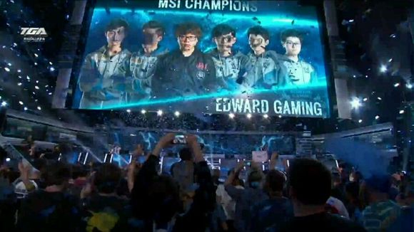 GODSENT 押注于年轻人 - 学院成为核心阵容