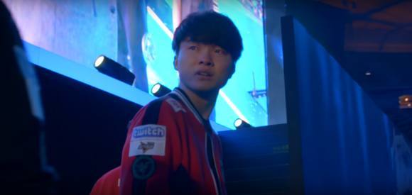 LPL官方发布RA上单Xiaoxu人物志：19岁的青春风暴！