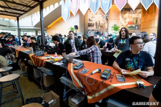 外媒发布lol全球战力排行榜：T1、V5稳居第一、第二 JDG升至第三！