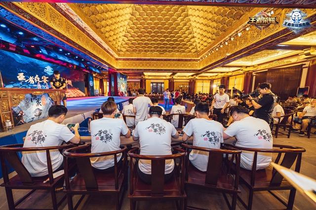 外媒分享2025年值得关注的辅助 TOP5：FPX.Hang上榜