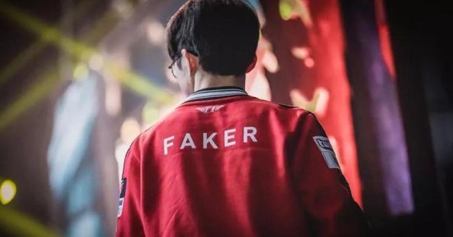 Falcons 在与 3DMAX 的紧张比赛中晋级 ESL Pro League Season 22 半决赛;